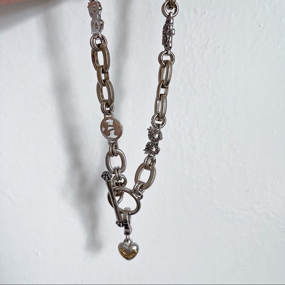 JUICY COUTURE Silver charmed toggle necklace. - Picture 3 of 7